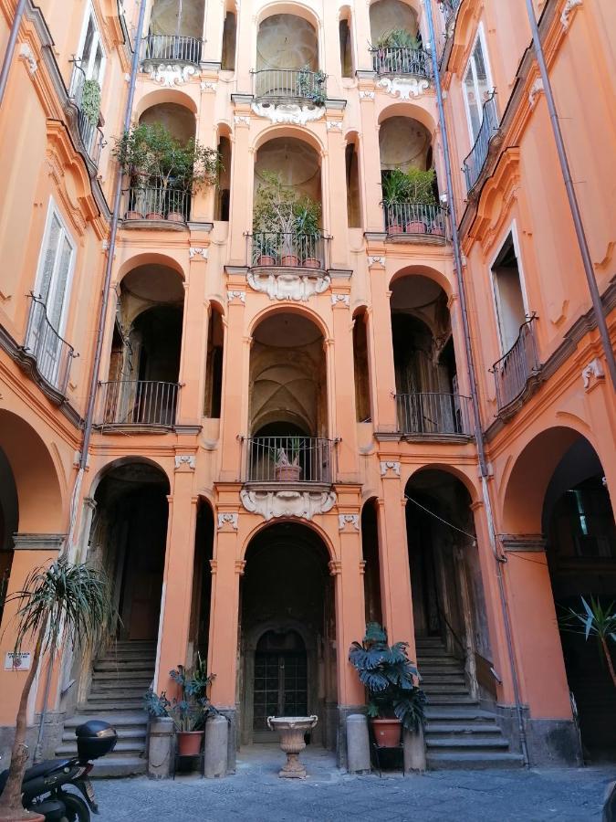 Napoli Royal Flatsヴィラ エクステリア 写真