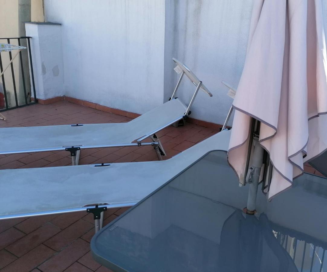 Napoli Royal Flatsヴィラ エクステリア 写真