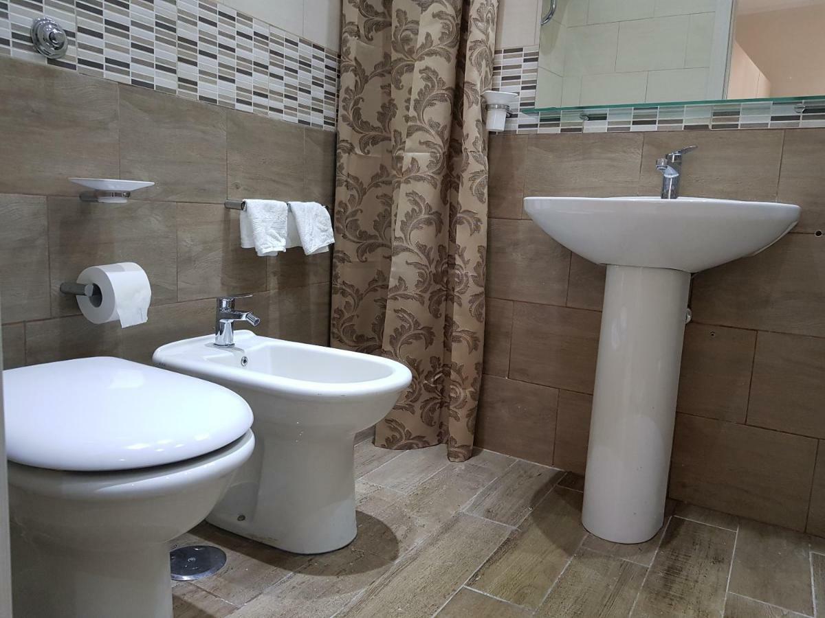 Napoli Royal Flatsヴィラ エクステリア 写真